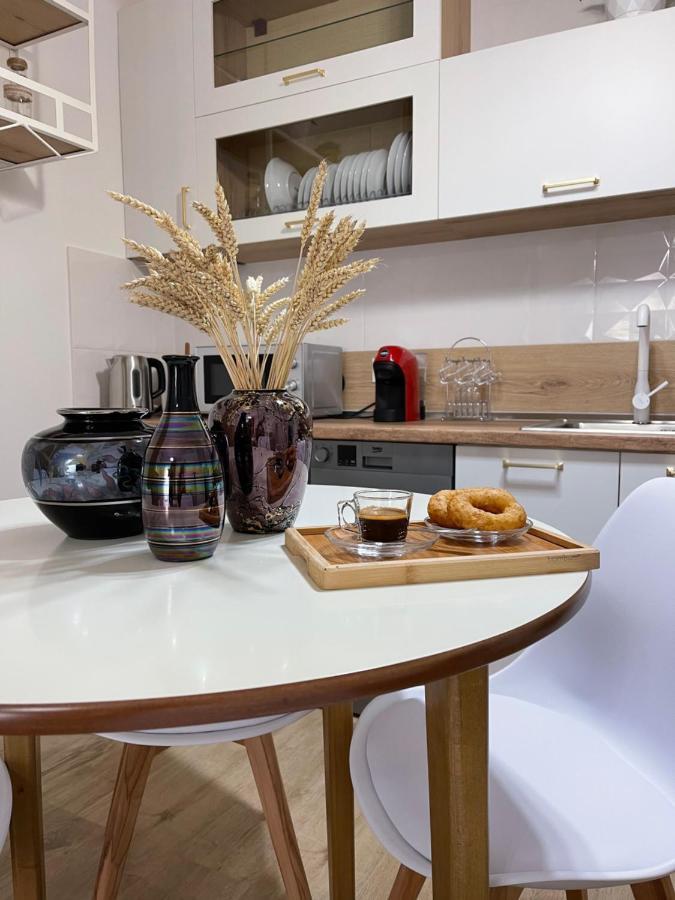 KeSa Apartment Korce Bagian luar foto