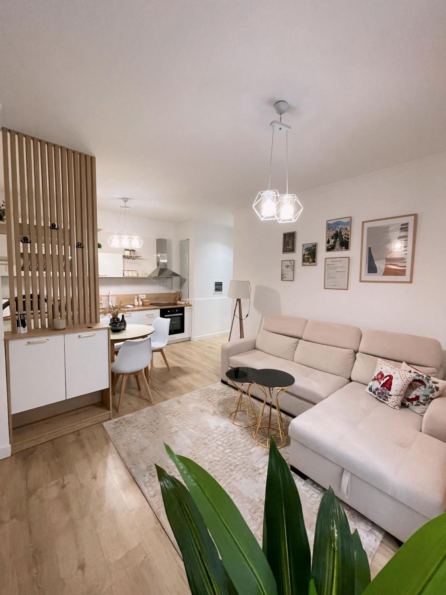 KeSa Apartment Korce Bagian luar foto